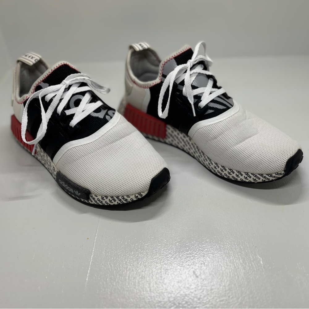 Men’s Adidas NMD_R1 Training Shoes size 8 - Picture 2 of 10